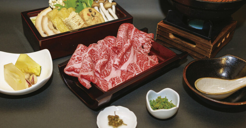 神戸牛や自家製の蕎麦・うどんを使用した定食